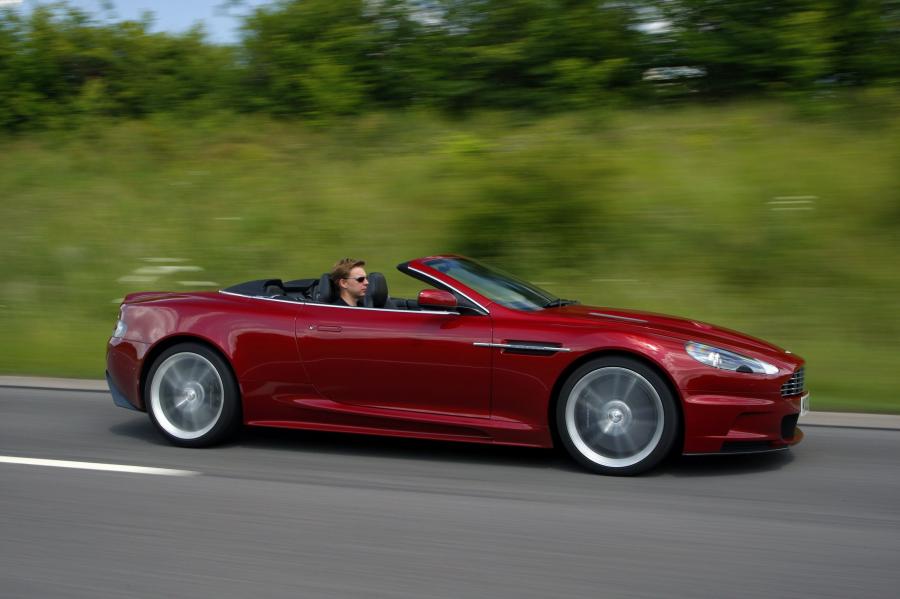  Aston Martin DBS Volante 2009 года  (UK) (фото 8 из 47)